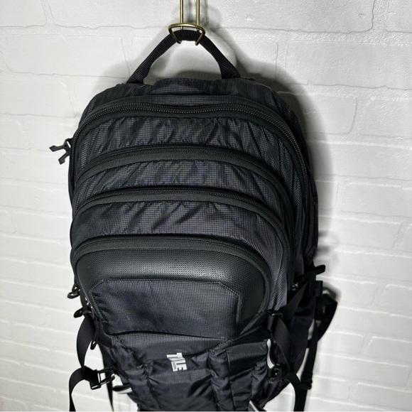 THULE En Route Escort 2 15" Backpack - Picture 5 of 14